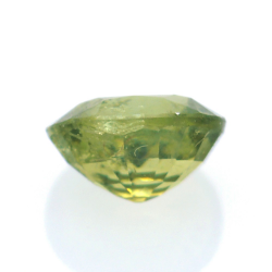 0,73ct Demantoid Oval Schnitt