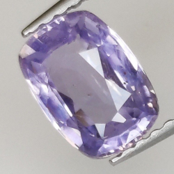 1,26 ct Zafiro Violeta talla cojín 7,60 x 5,51 x 3,10 mm