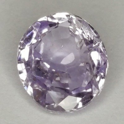 2,02 ct Violet Sapphire oval 7,96 x 7,05 x 3,60 mm