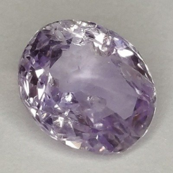 2,02 ct Zafiro Violeta oval 7,96 x 7,05 x 3,60 mm