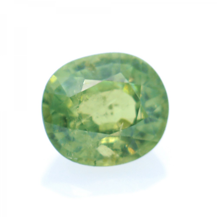 0,77ct Demantoid Oval Schnitt