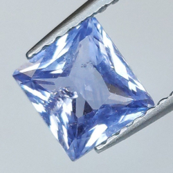 1,10 ct Princess-cut Blue Sapphire 6,03 x 5,54 x 3,30 mm