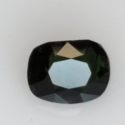 1,05 ct cushion-cut green sapphire 6,30 x 4,91 x 3,34 mm