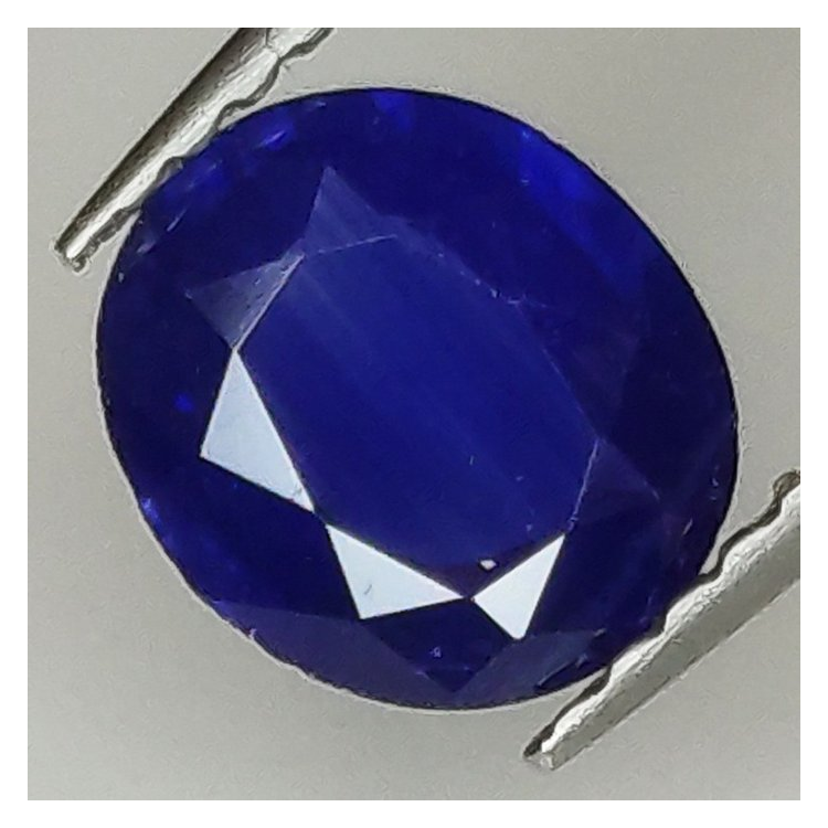 0,93 ct Zafiro Azul oval 7,15 x 6,25 x 2,50 mm