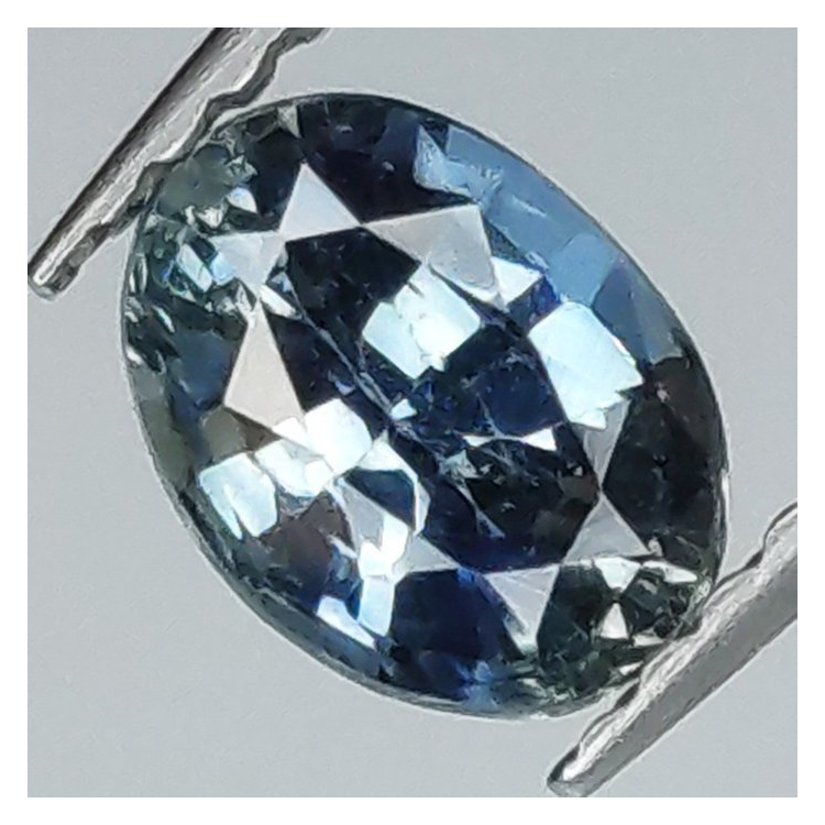 0,87 ct Zafiro Azul oval 6,48 x 4,82 x 3,37 mm