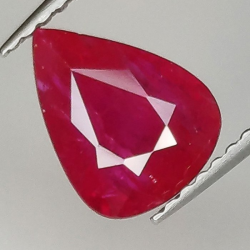 2,06 ct Rubin Birnenschliff 8,89 x 7,05 x 4,41 mm