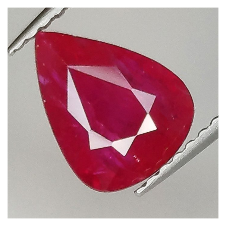 2,06 ct Rubí Talla pera 8,89 x 7,05 x 4,41 mm