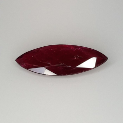 1,65 ct Marquise Natural Ruby 13,89 x 5,17 x 2,66 mm