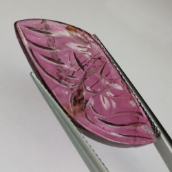8,23 ct Turmalina Rubelita Talla Fantasía 28,10 x 13,48 x 2,52 mm