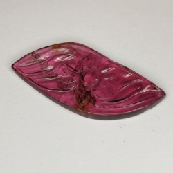 8,23 ct Turmalina Rubelita Talla Fantasía 28,10 x 13,48 x 2,52 mm