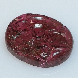 8,49 ct Turmalina Rubelita Talla Oval 16,46 x 13,34 x 4,09mm
