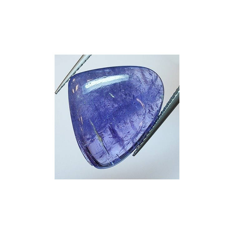 12,15 carati di tanzanite pera 18,39 x 15,32 x 4,95 mm