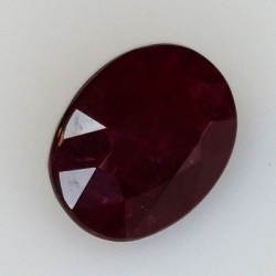 3,47 ct Rubis ovale 9,55 x 7,41 x 5,42 mm