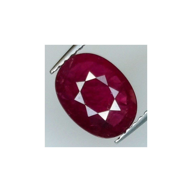 2,13 ct Rubí oval 9,35 x 7,08 x 3,25 mm