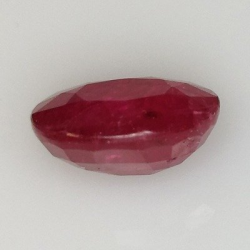 4,14 ct Oval Ruby 8,92 x 6,56 x 3,76 mm