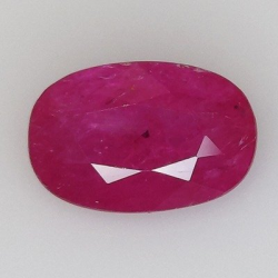 2,71 ct Rubino ovale 10,75 x 7,15 x 3,84 mm