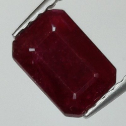 1,18 ct Rubí talla esmeralda 7,13 x 4,97 x 2,96 mm