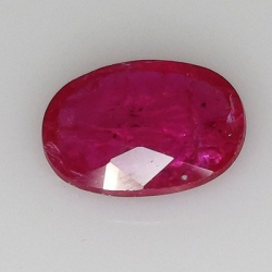 2,35 ct Rubí oval 10,40 x 7,68 x 2,81 mm
