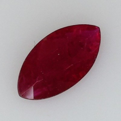 1,09 ct Taubenblut-Rubin Marquis, Größe 10,49 x 5,28 x 2,36 mm
