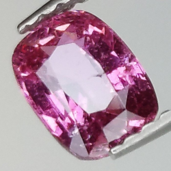 Zaffiro rosa taglio cuscino da 1,09 ct  6,51 x 4,74 x 3,42 mm