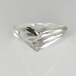 1,05 ct Zafiro Incoloro Talla triangular 6,10 x 6,75 x 3,58 mm