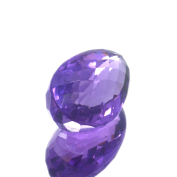 16,98 ct Amethyst Birne Schnitt 21,25x12,55mm