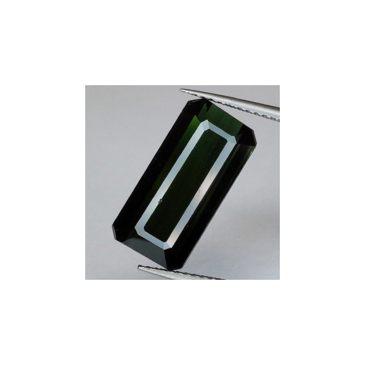 7,97 ct Turmalina Talla Esmeralda 16,67 x 8,21 x 5,67mm