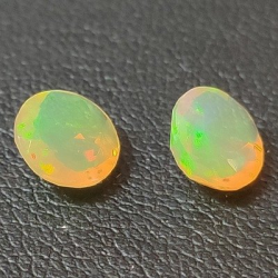 1,70 ct opal round cut approx. 7 mm