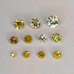 Ausgefallener gelber Diamant im Rundschliff 1,2-2,65 mm