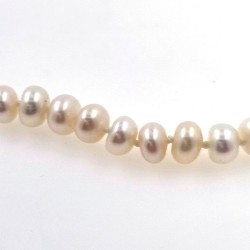 Flussperlenkette 6,3 mm in Silber mit 40 cm Länge