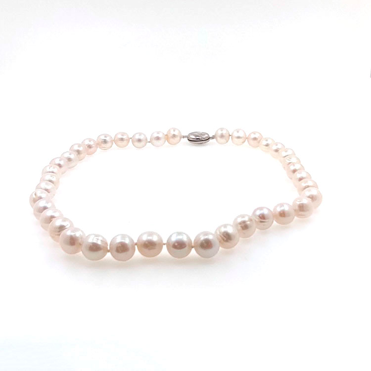 Collier de perles de rivière 10 mm en argent d'une longueur de 40 cm