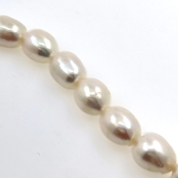 Hilo de perlas de rio de 11 X 15 mm con 40 cm de largo