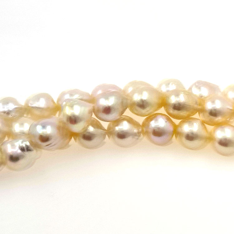 Hilo de perlas Akoya de 5,5 mm con 40 cm de largo