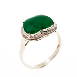 Anillo Pera de Jadeita Fei Cui Natural con Diamante Natural en oro blanco de 18kt