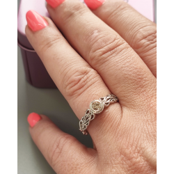 Anillo de Diamante en oro blanco de 14kt nudo celta