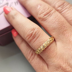 Anillo de Diamantes en oro amarillo de 14kt nudo celta