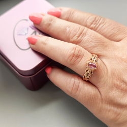 Unerhitzter Padsparadcha Saphir Ring aus 18kt Roségold Keltischer Knoten