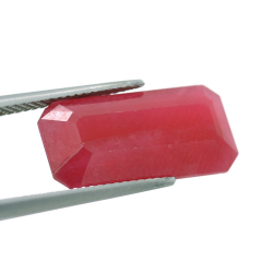 14,21 ct Rhodonite Emerald Cut