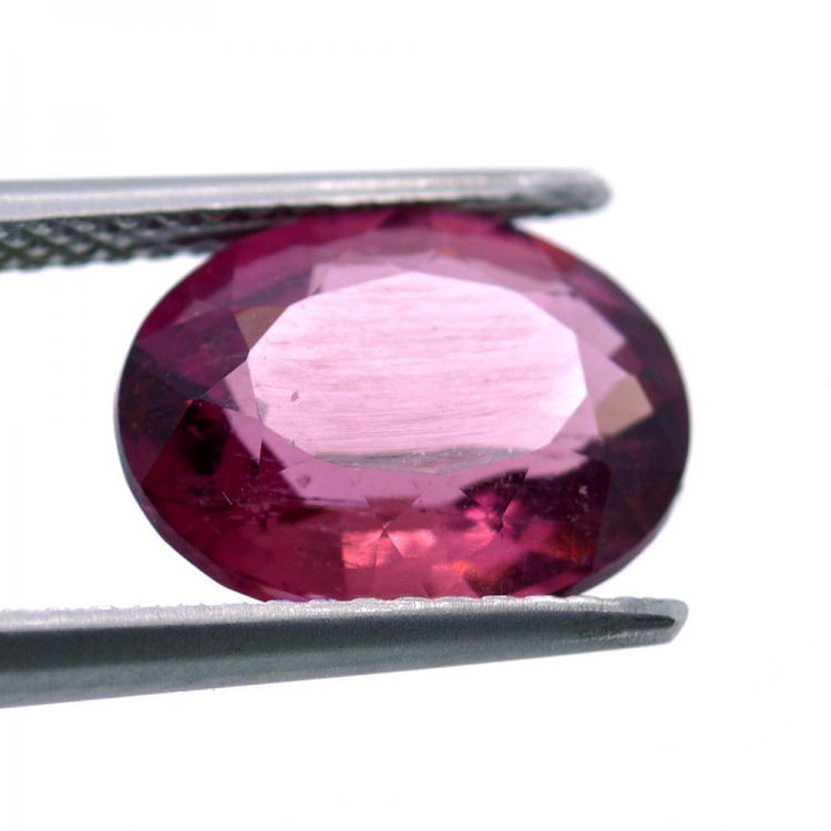 Tourmaline ovale de 3,32 ct 11,26 x 8,84 mm