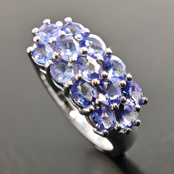 Ring aus Silber und Tansanit