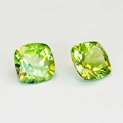 Peridoto talla cojín 6 mm 2 pz