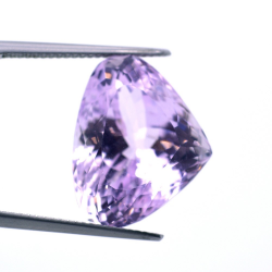 22,52 ct  Kunzite Pear Cut