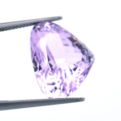 22,52 ct  Kunzite Pear Cut