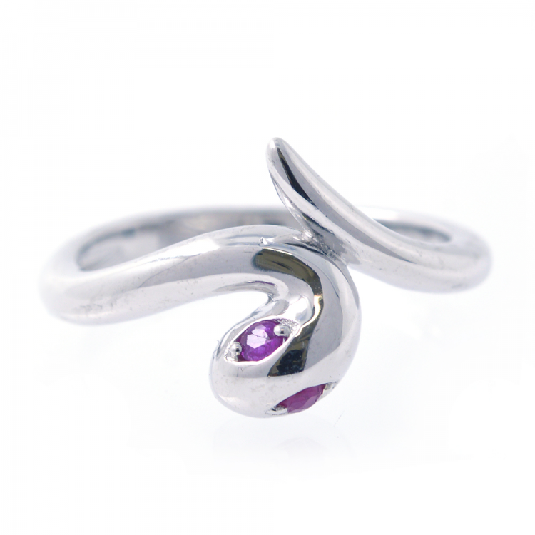 Anillo serpiente de Esmeralda o Rubí en Plata de Ley 925 bañada en rodio blanco.