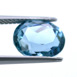 5,13 ct London Blue Topazio in Schachiera Ovale