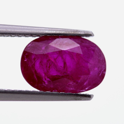 2,53 ct. Ruby Oval Cut