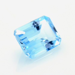 13,66 ct  Topacio Azul Talla Esmeralda