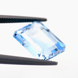 13,66 ct Blau Topas Smaragd Schnitt