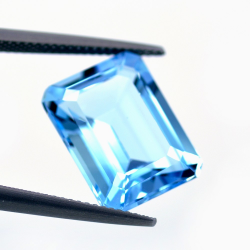 13,89 ct Blau Topas Smaragd Schnitt