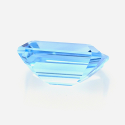 14,51 ct  Topacio Azul Talla Esmeralda